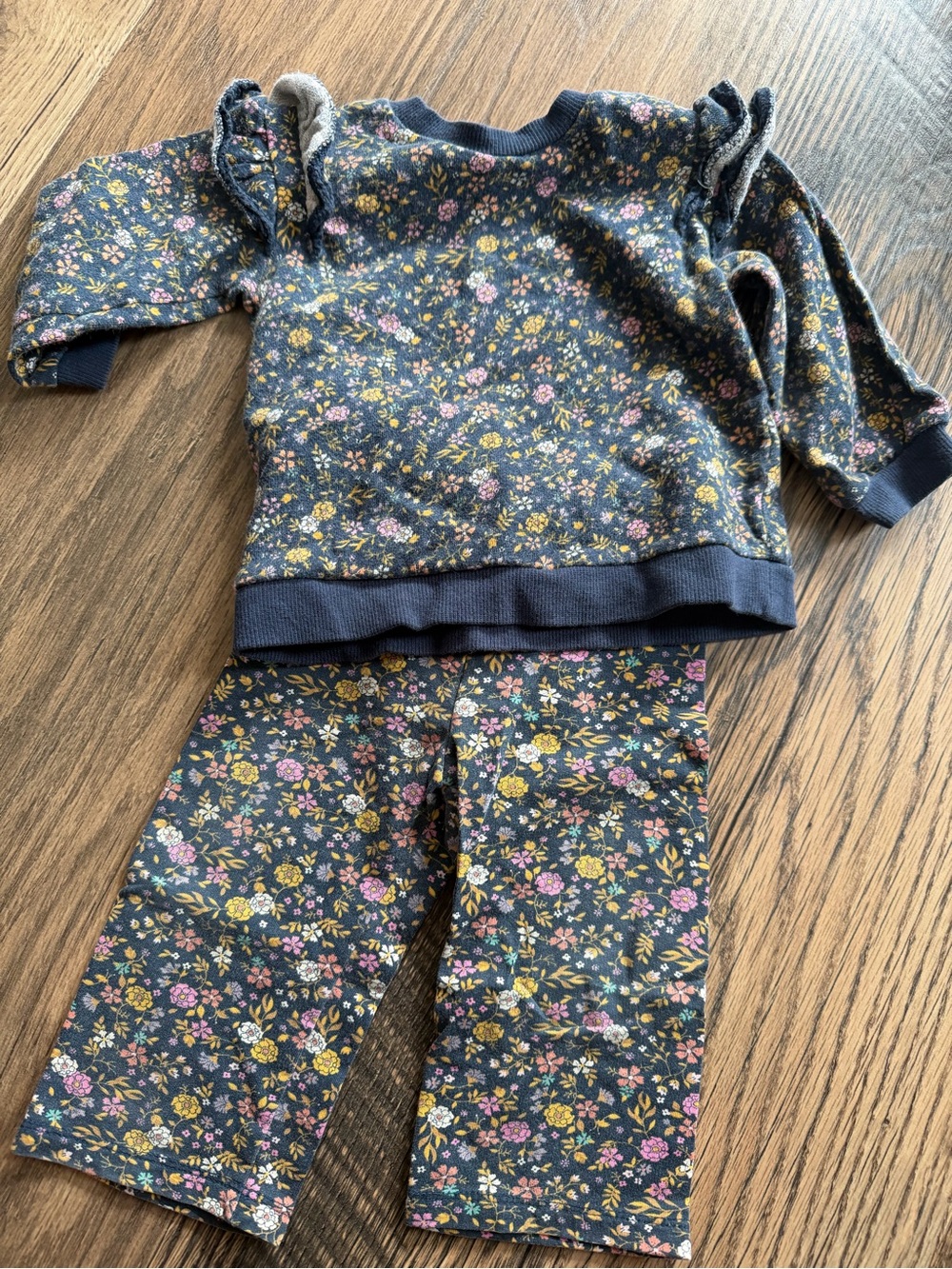 H&M Girls' Navy Floral Sweatshirt Set - Cozy Two-Piece